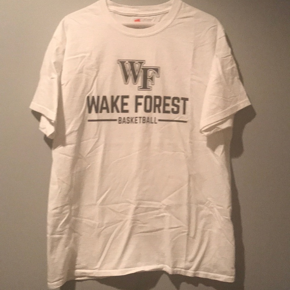🏀 Wake Forest Basketball T-Shirt